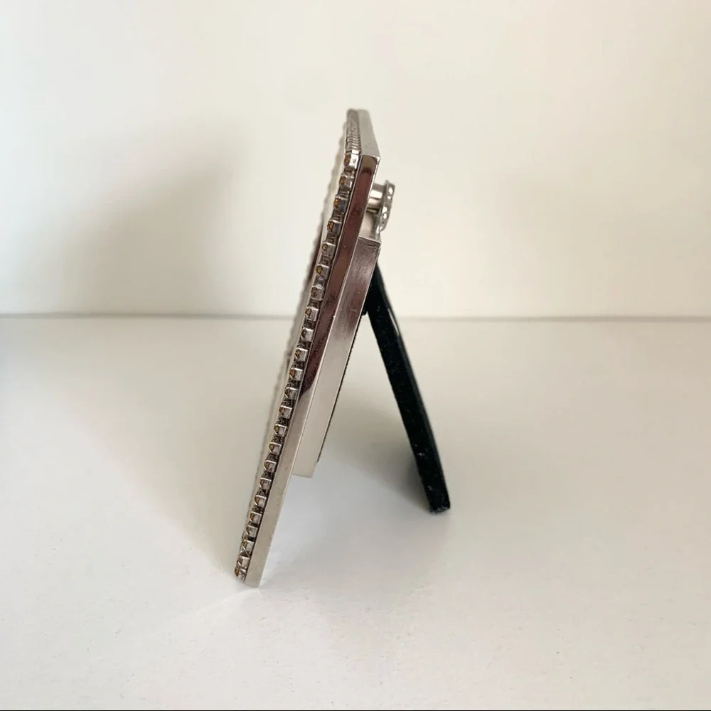 Hold NWOT Crystal enamel frame